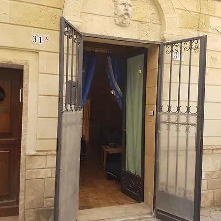 Casa Vacanza Alba *